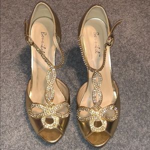 Gold Prom or Pageant Heels